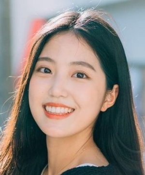 Ji Eun Kang