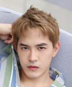 Aun Warit Lertjaruvong