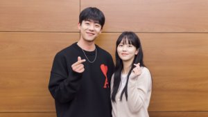 Kim So Hyun and Chae Jong Hyeop's "Serendipity's Embrace" Drops Table-Read Stills