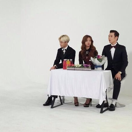 Weekly Idol (2011)