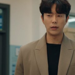Yoon Hyun Min photo