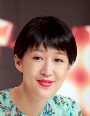 Hong Jin Kyung Biography - MyDramaList