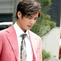 28 Faces of the Moon Korean Drama photo