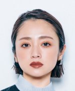 Adachi Yumi Fotoğraf