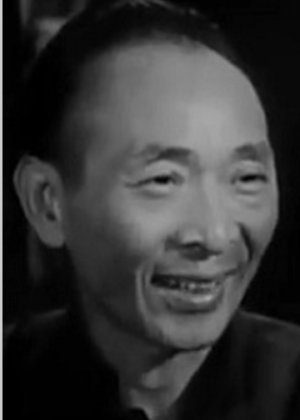 Cheung Sang in Flower Petals in the Wind Hong Kong Movie(1956)