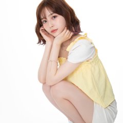 Akita Shiori photo