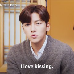 Lovestruck in the City Korean Drama photo