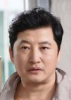 Park Jin Woo di The Truth Di Bawah Film Korea (2016)