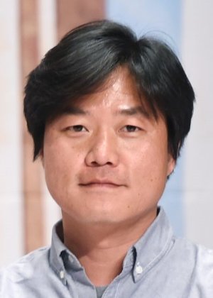 Na Young Seok in Little House In The Forest Korean TV Show(2018)