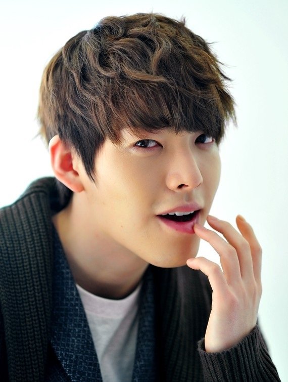 Lee Jong-won (actor). Кан ха Ныль.