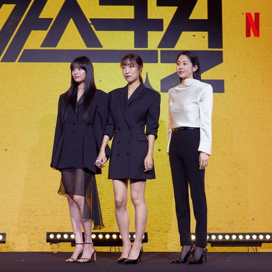 Meet Ji Ji Ahn: The Unveiled 4th 'Mask Girl' Who Served as Kim Mo Mi's Body  Double in the Drama