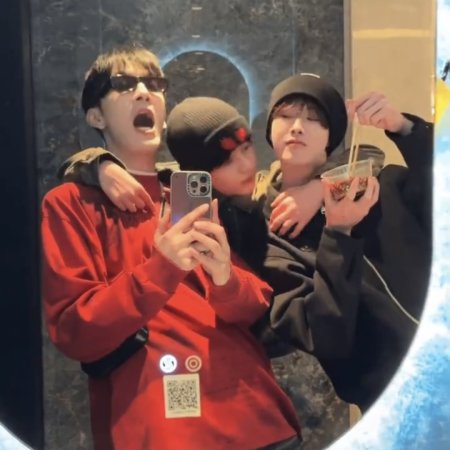 Fangs of Fortune (2024)