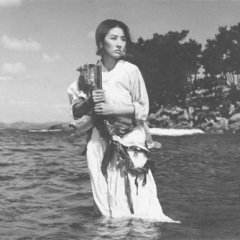 The Seashore Village Korean Movie photo