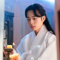 Under the Queen's Umbrella (2022) photo