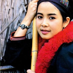 Oum Ok Poo Kao (1987)