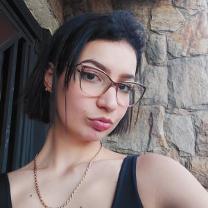 Julia Amanda