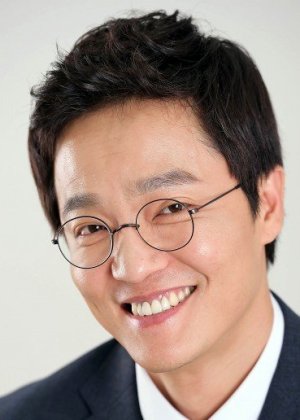 Jo Han Chul in Hometown Cha-Cha-Cha Korean Drama (2021)