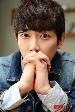 Lee Jung Hyuk (이정혁) - MyDramaList