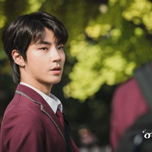 Hwang In-Yeop(True Beauty)