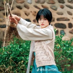 Jeong Nyeon (2024) photo