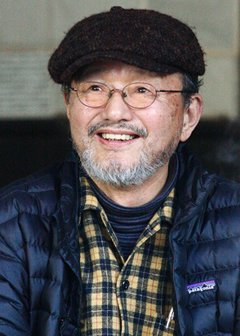 Inoue Akira in Moeru Kyodai Japanese Drama(1972)