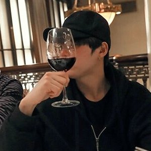 winegirl