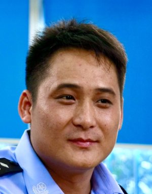 Zhong Yi Meng