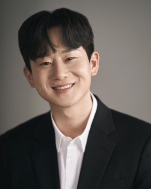 Dong Hyun Seo