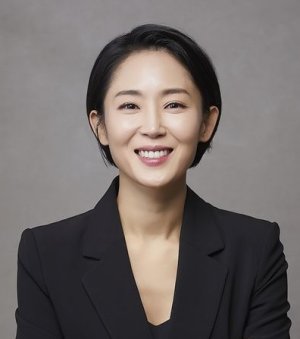 Ji Yoon Son