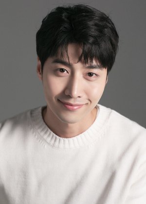 Han Jung Woo in Recipe for Youth Korean Drama (2021)