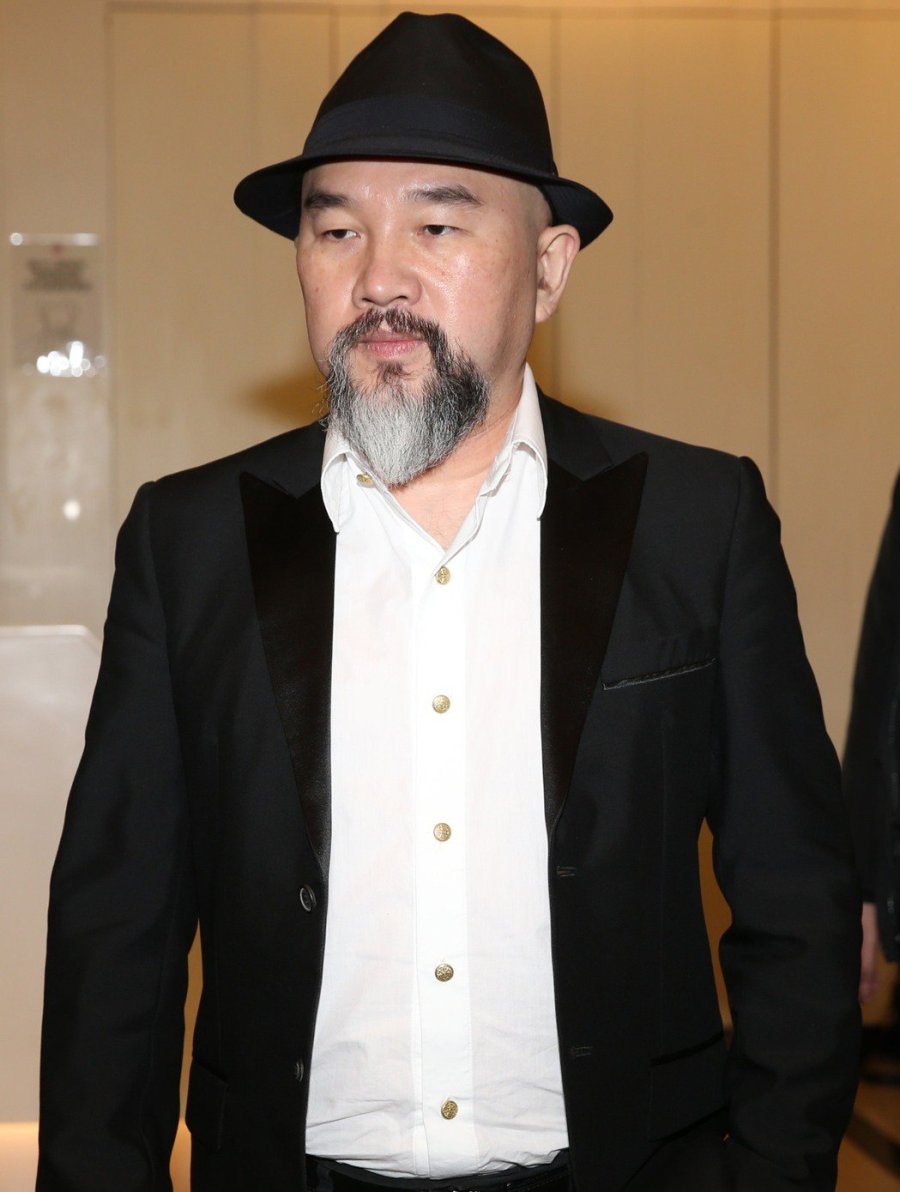 Zhen Long Xu