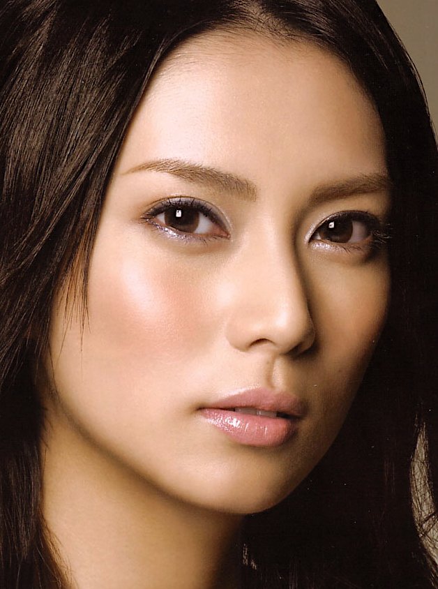 Ко сибасаки. Ко Сибасаки 2020. Ко Сибасаки 47 ронинов. Yuina Shibasaki.