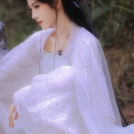 Lai Zhan ()