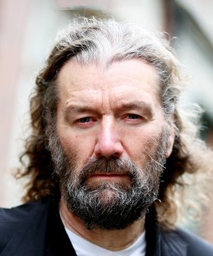 Clive Russell