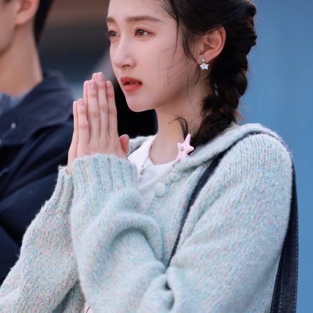 Guan Xiao Tong