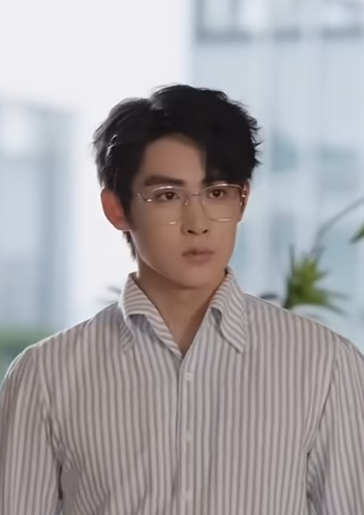 Xiao Feng Li