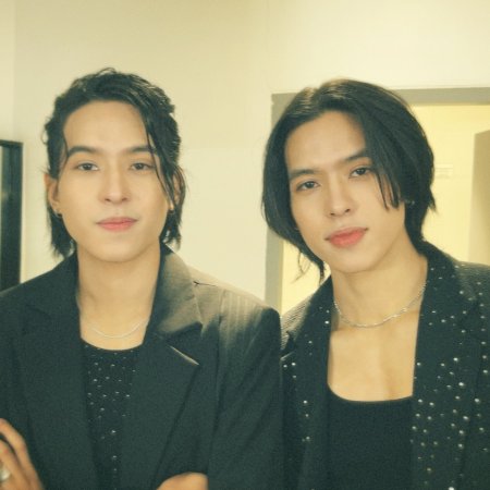 How to Survive My CEO ()