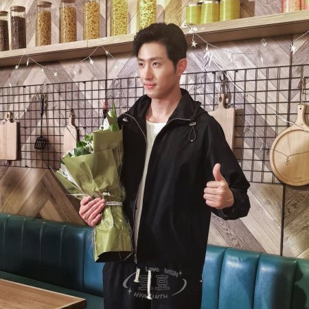 Qi Yue Xin Niang Jing Shi Yin Cang Chu Shen (2025)