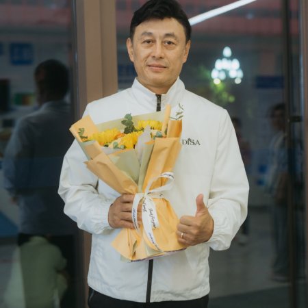 He Bing Tong Lei Xiang ()