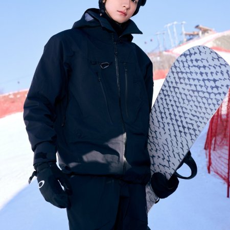 Ski into Love (2025)
