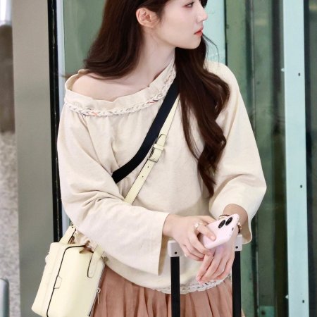 When I Meet the Moon (2026)