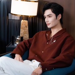 He Jia Xiao Qian Jin, Ta Die Di Chao Chong Chinese Drama(2025) photo