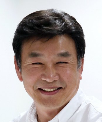 Yong Woo Gil