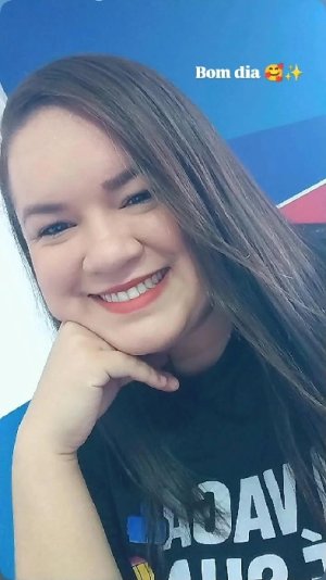 Tati Cardoso