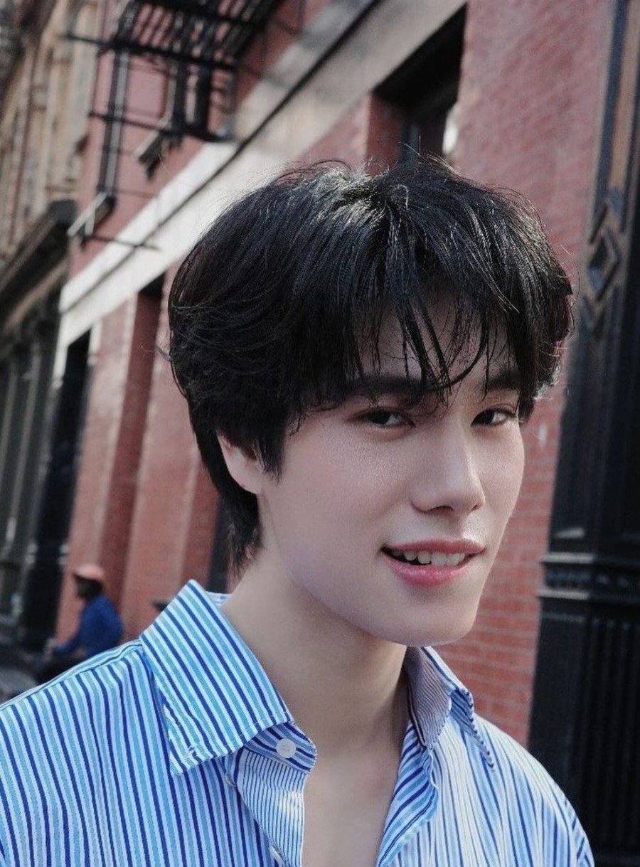 lips phuwin.jpg