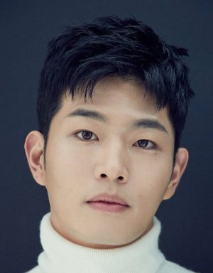 Dong Joo Lee