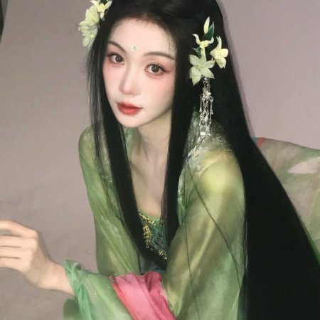Hu Yi Xuan