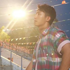 Johnny Huang photo