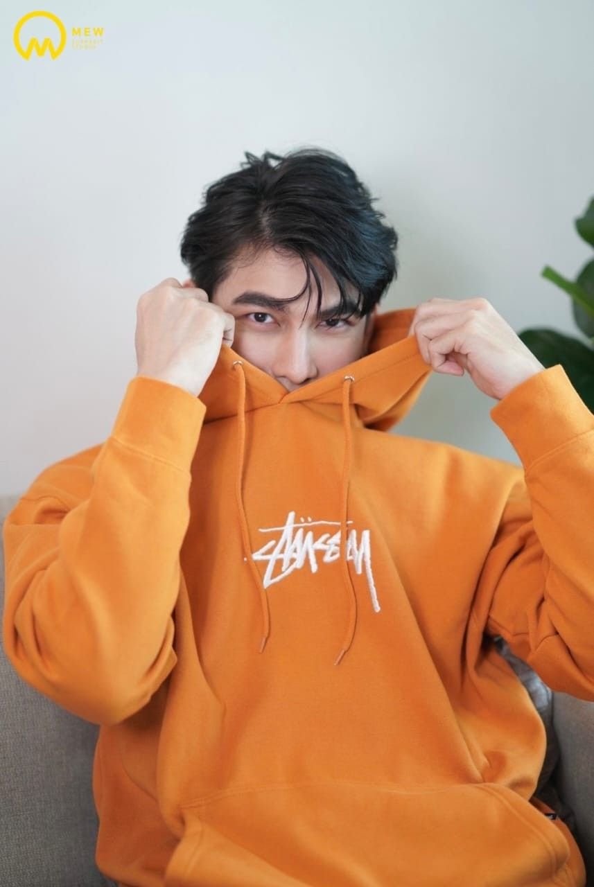 hoodie_mew2.jpg