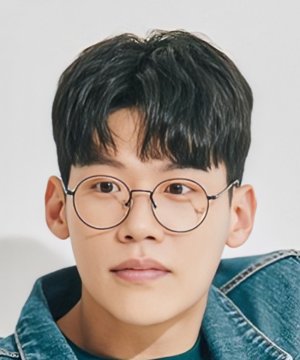 Hyeon Tae Kim